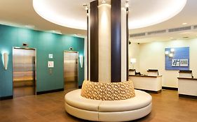 Holiday Inn Express Times Square South